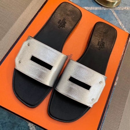 HERMES VIEW SLIDE SANDALS IN SILVER EPSOM CALFSKIN – HMSD132