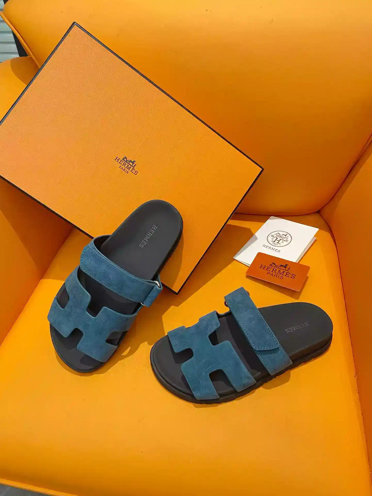 HERMES WOMEN’S CHYPRE SANDALS IN BLUE SUEDE CALFSKIN – HMSD013
