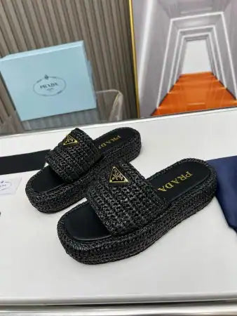 PRADA CROCHET FLATFORM SLIDES IN BLACK RAFFIA-EFFECT YARN – PSD069