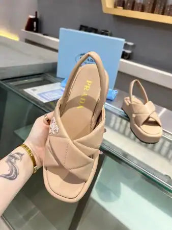 PRADA FLATFORM SANDALS IN BEIGE QUILTED NAPPA LEATHER – PSD042