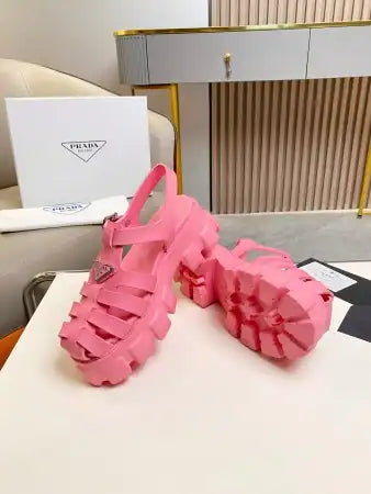 PRADA FOAM SANDALS IN PINK RUBBER – PSD005