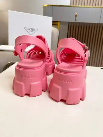 PRADA FOAM SANDALS IN PINK RUBBER – PSD005