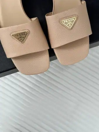 PRADA HEELED SANDALS 35MM IN BEIGE SAFFIANO LEATHER – PSD030