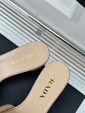PRADA HEELED SANDALS 35MM IN BEIGE SAFFIANO LEATHER – PSD030