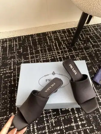 PRADA HEELED SLIDES 35MM IN BLACK SATIN – PSD066