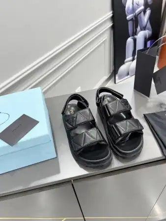 PRADA PADDED SANDALS IN BLACK NAPPA LEATHER – PSD039