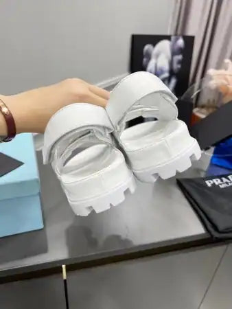 PRADA PADDED SANDALS IN WHITE NAPPA LEATHER – PSD040