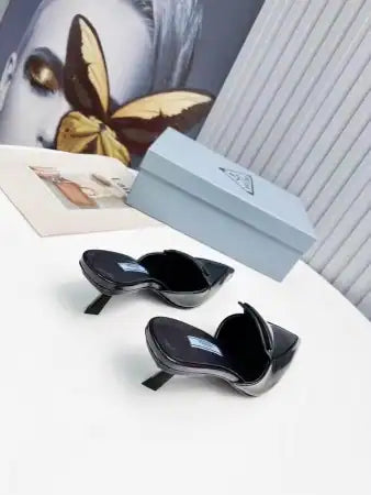 PRADA SABOTS MULES IN BLACK BRUSHED LEATHER – PSD054