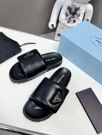 PRADA SLIDES IN BLACK SOFT PADDED NAPPA LEATHER – PSD079