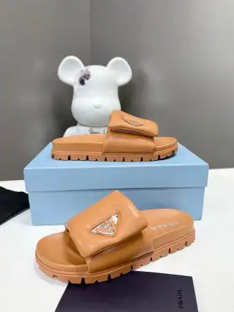 PRADA SLIDES IN BROWN SOFT PADDED NAPPA LEATHER – PSD078