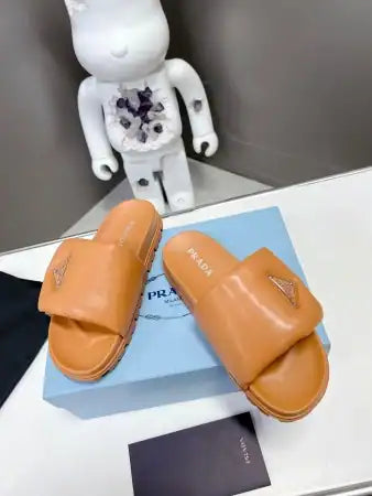 PRADA SLIDES IN BROWN SOFT PADDED NAPPA LEATHER – PSD078