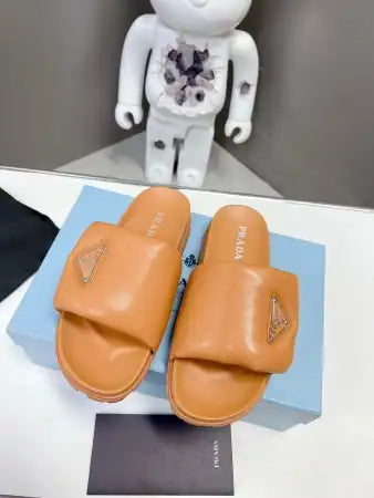 PRADA SLIDES IN BROWN SOFT PADDED NAPPA LEATHER – PSD078