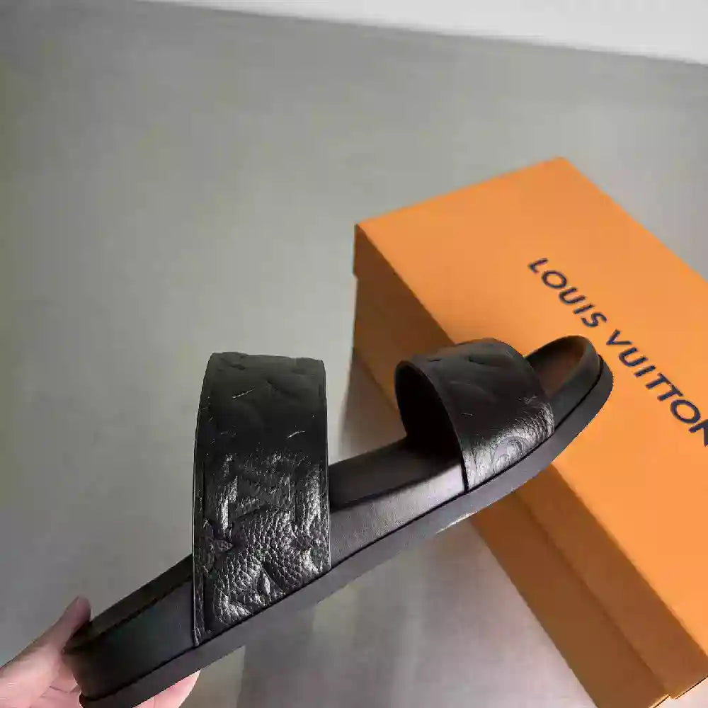 VUITTON SLIPPERS CLEARANCE – LVSD066