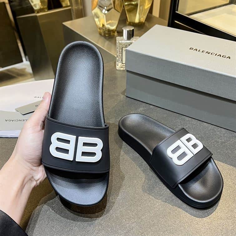 BALENCIAGA BB POOL SLIDE SANDALS – BBD014