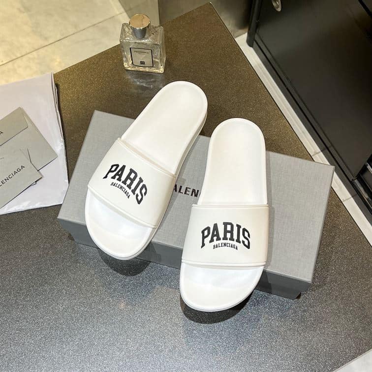 BALENCIAGA CITIES PARIS POOL SLIDE SANDAL – BBD007
