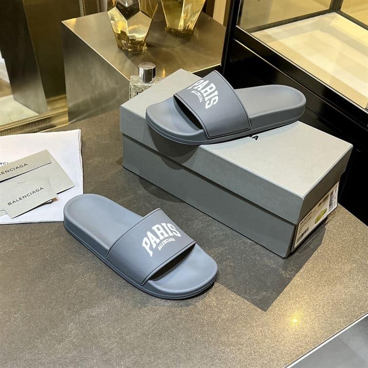 BALENCIAGA CITIES PARIS POOL SLIDE SANDAL – BBD008