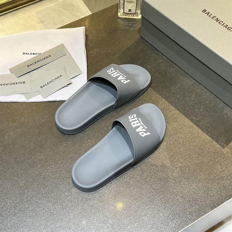 BALENCIAGA CITIES PARIS POOL SLIDE SANDAL – BBD008