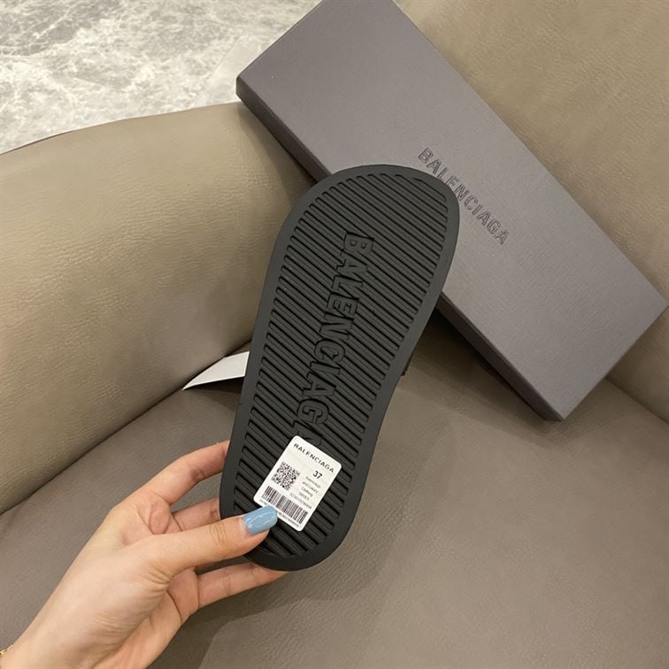 BALENCIAGA POOL SLIDE SANDAL – BBD001