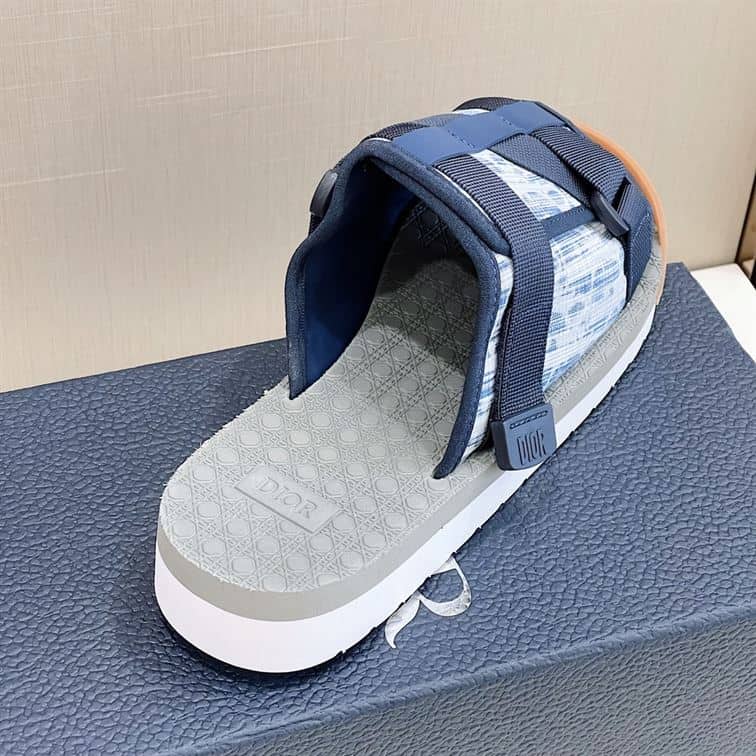 DIOR ALPHA SANDAL – DS007