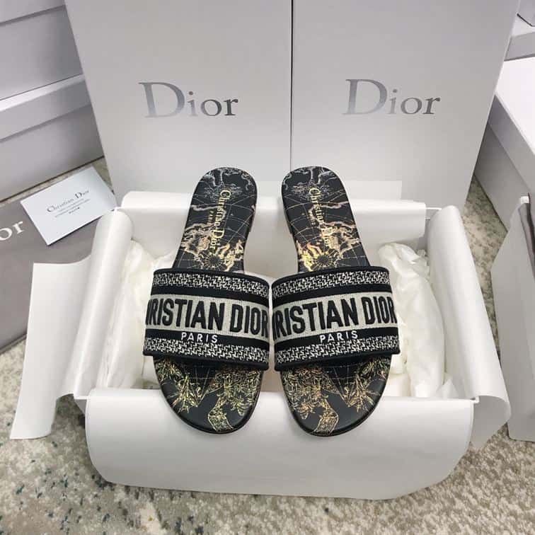 DIOR DWAY SLIDE – DS011
