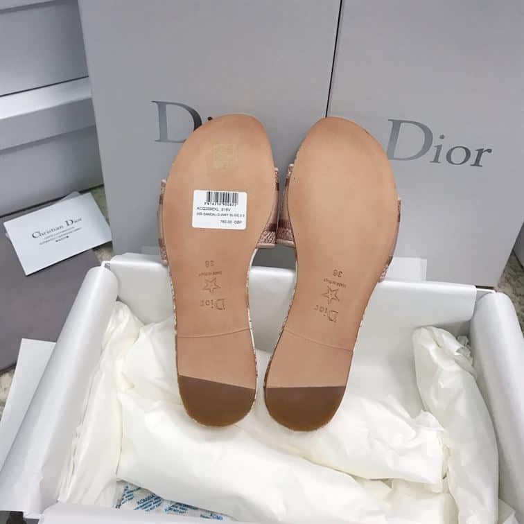 DIOR DWAY SLIDE – DS012