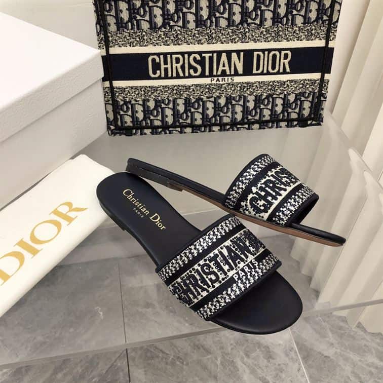 DIOR DWAY SLIDE – DS016