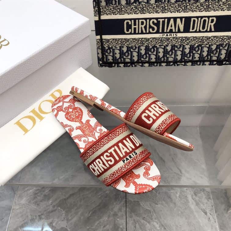 DIOR DWAY SLIDE – DS017