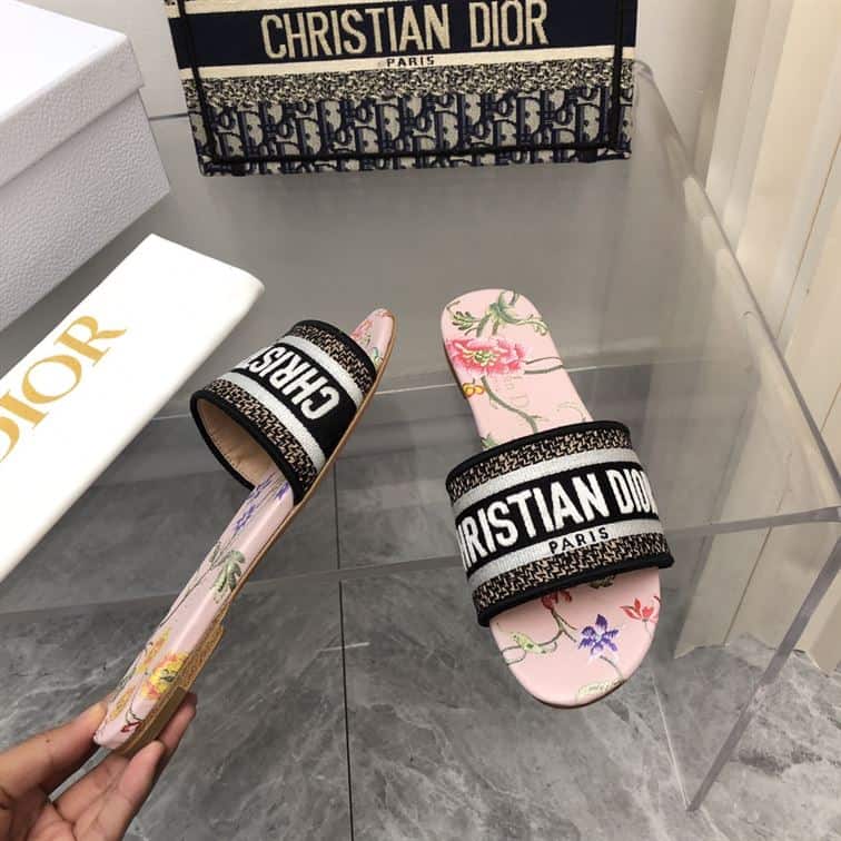 DIOR DWAY SLIDE – DS019