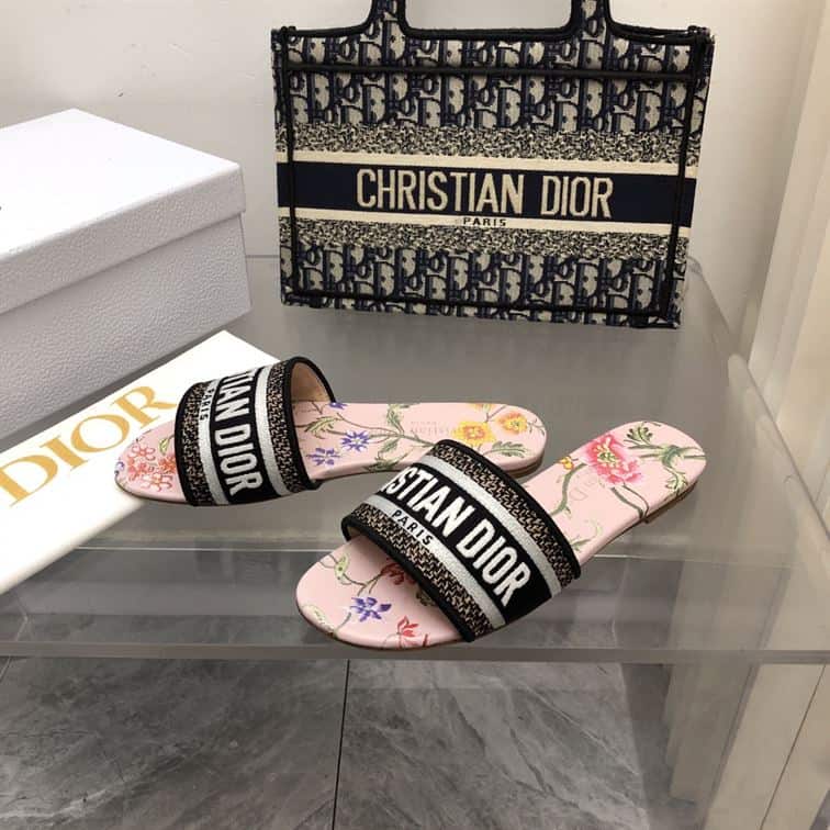 DIOR DWAY SLIDE – DS019