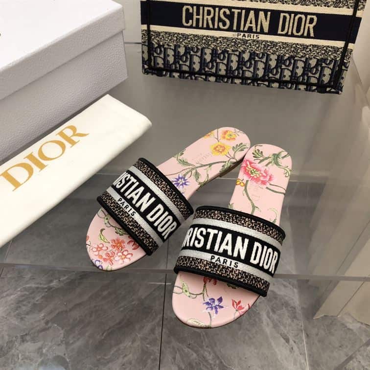 DIOR DWAY SLIDE – DS019