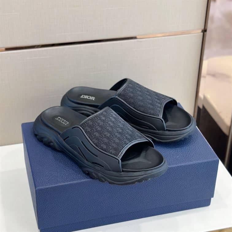 DIOR H-TOWN SANDAL BLACK RUBBER – DS004