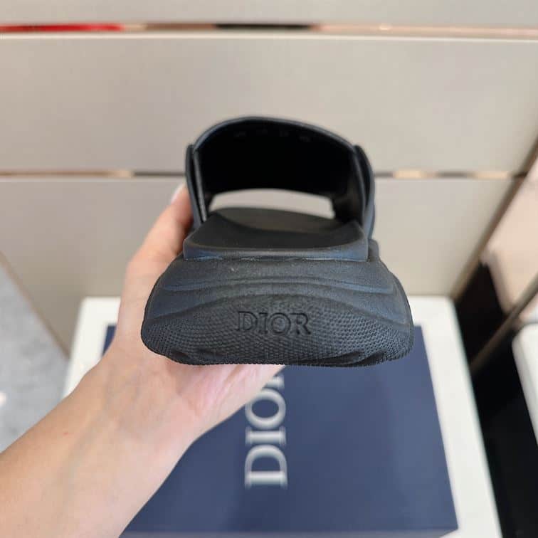 DIOR H-TOWN SANDAL BLACK RUBBER WITH BEIGE AND BLACK DIOR OBLIQUE JACQUARD – DS002