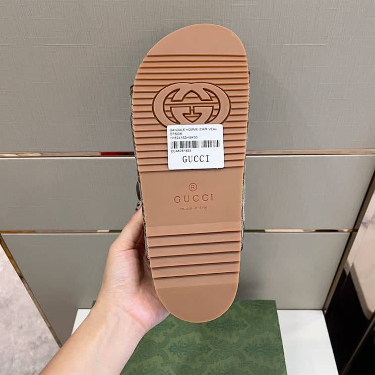 GUCCI MEN’S SLIDE SANDAL WITH STRAPS – GSL027