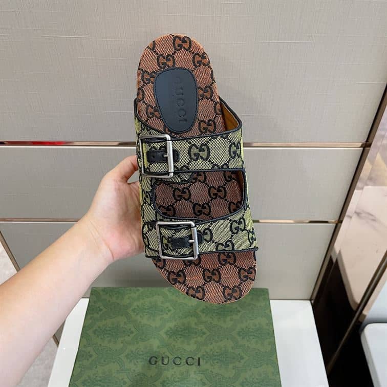 GUCCI MEN’S SLIDE SANDAL WITH STRAPS – GSL032
