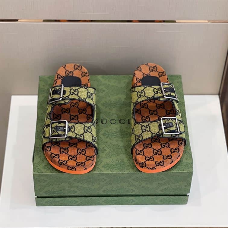 GUCCI MEN’S SLIDE SANDAL WITH STRAPS – GSL032
