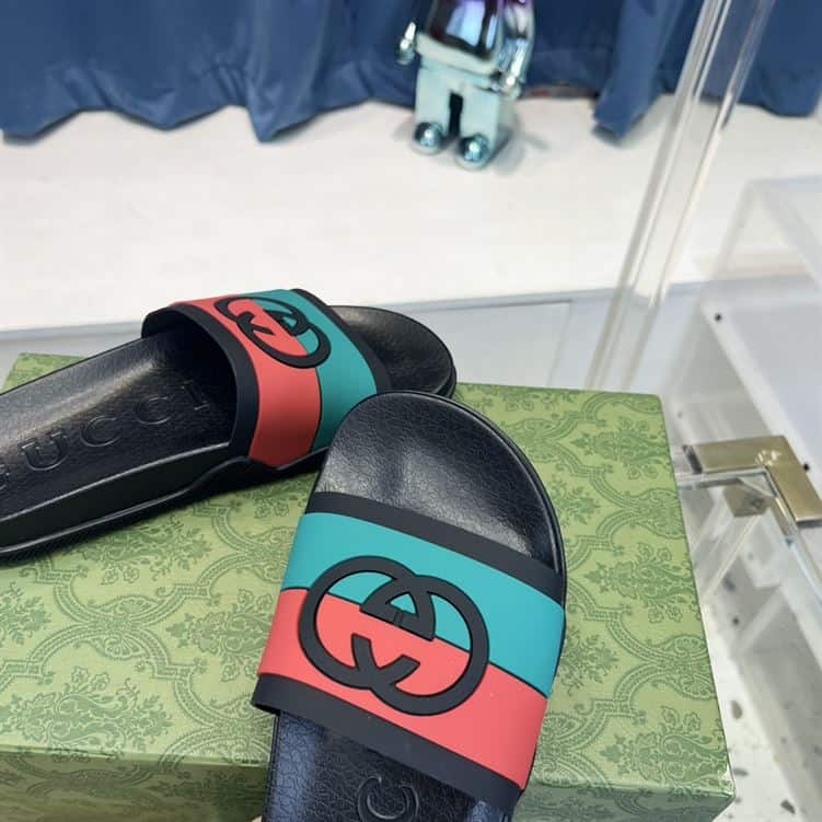 GUCCI SLIDE INTERLOCKING G LEATHER BLACK FOR MEN – GSL003