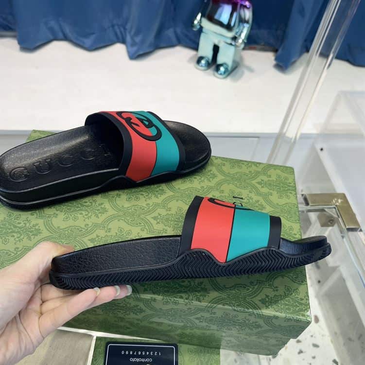 GUCCI SLIDE INTERLOCKING G LEATHER BLACK FOR MEN – GSL003