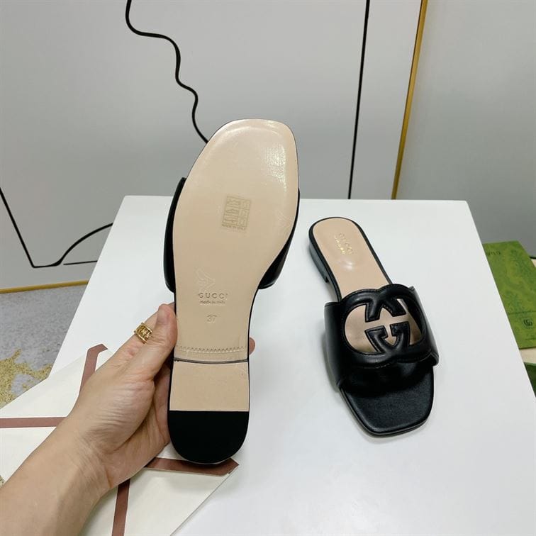 GUCCI WOMEN’S INTERLOCKING G CUT-OUT SLIDE SANDAL – GSL012