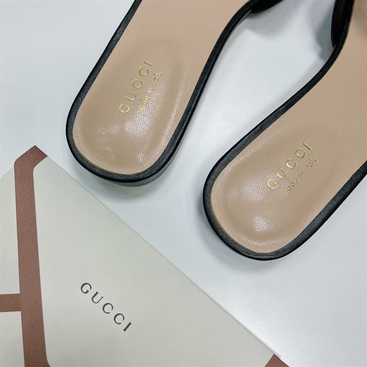 GUCCI WOMEN’S INTERLOCKING G CUT-OUT SLIDE SANDAL – GSL012