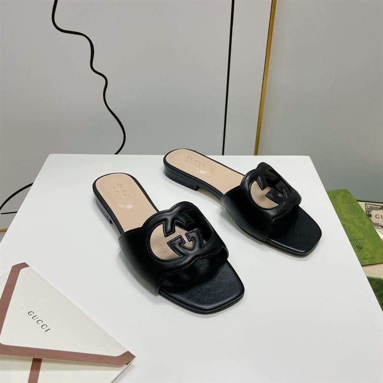 GUCCI WOMEN’S INTERLOCKING G CUT-OUT SLIDE SANDAL – GSL012