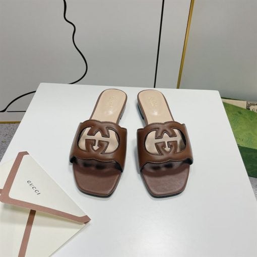 GUCCI WOMEN’S INTERLOCKING G CUT-OUT SLIDE SANDAL – GSL014