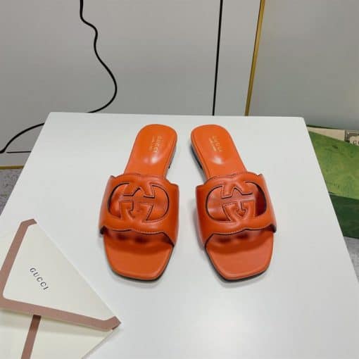 GUCCI WOMEN’S INTERLOCKING G CUT-OUT SLIDE SANDAL – GSL015