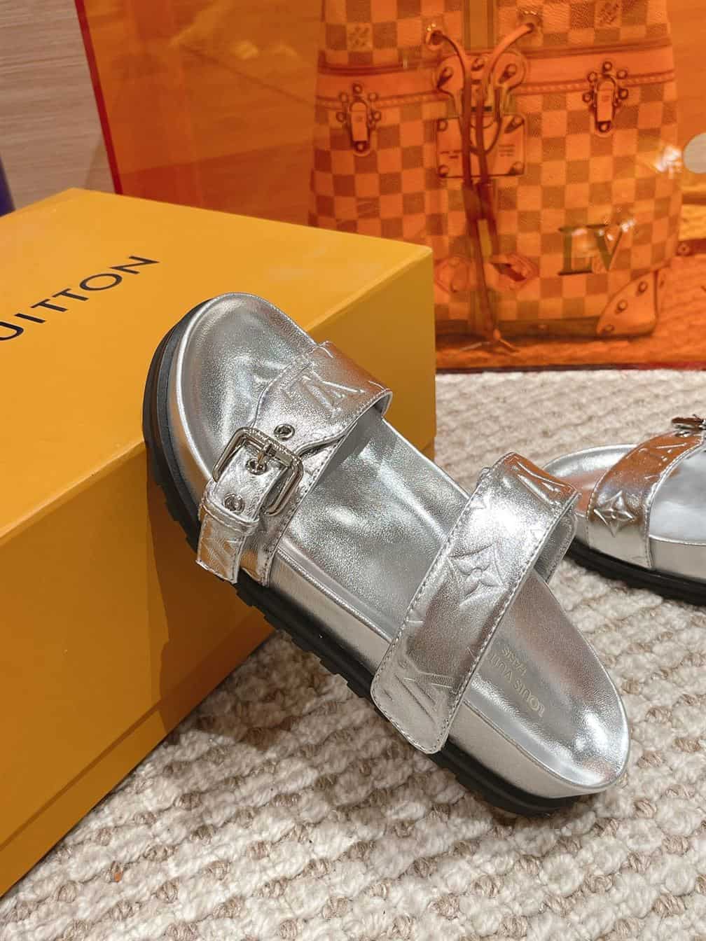 LOUIS VUITTON BOM DIA FLAT COMFORT MULE – LVSD019