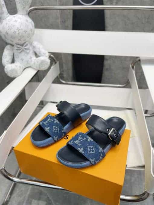 LOUIS VUITTON BOM DIA FLAT MULE – LVSD039