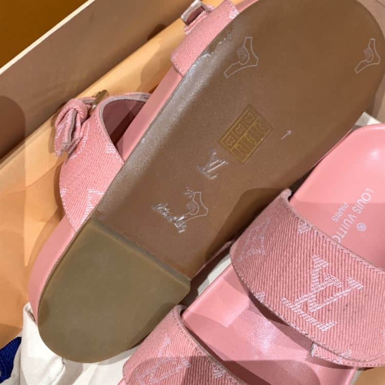 LOUIS VUITTON BOM DIA FLAT MULE – LVSD047