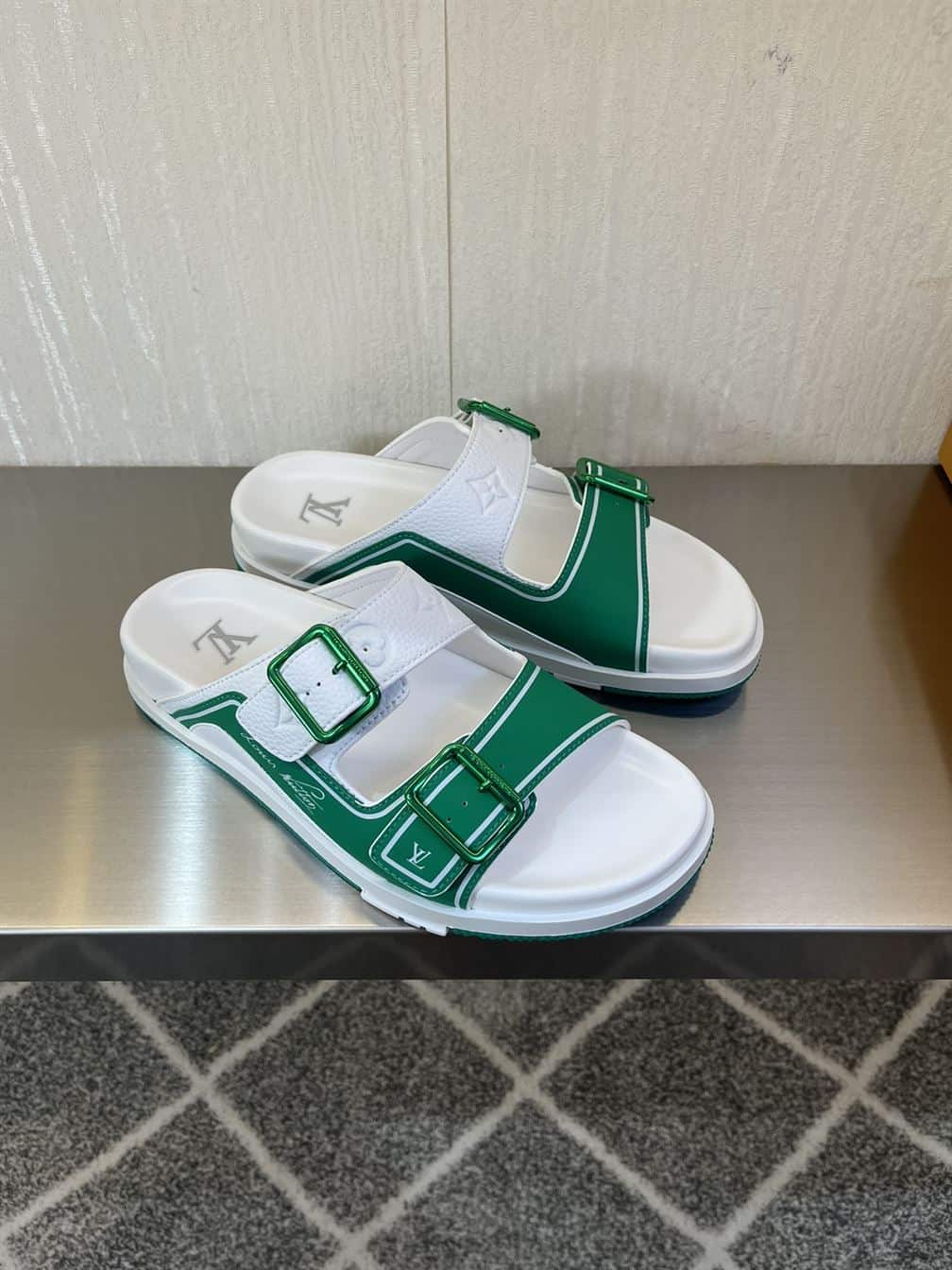 LOUIS VUITTON LV TRAINER MULES – LVSD023