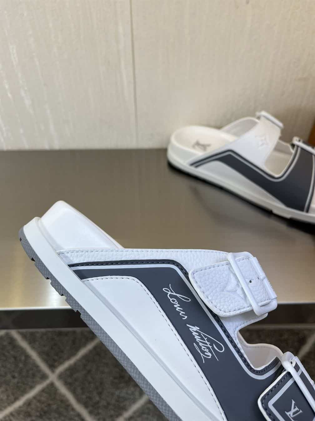 LOUIS VUITTON LV TRAINER MULES – LVSD024