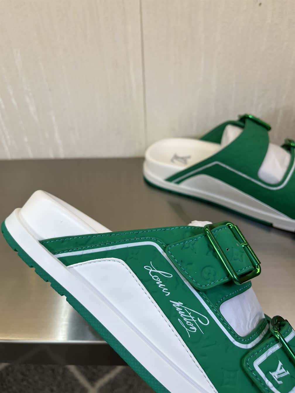 LOUIS VUITTON LV TRAINER MULES – LVSD025