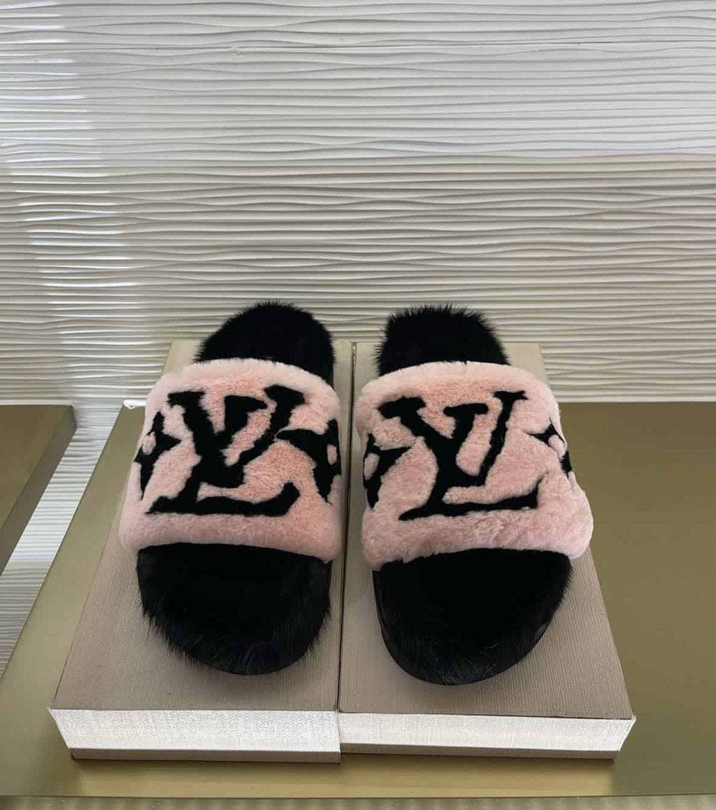LOUIS VUITTON POOL PILLOW COMFORT MULES – LVSD054