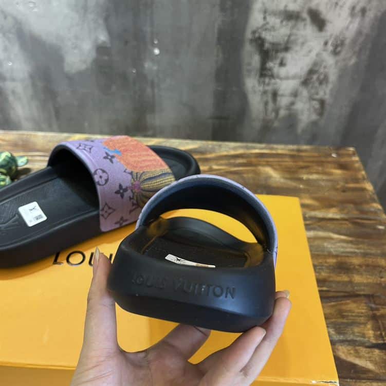 LOUIS VUITTON SANDALS – LVSD011